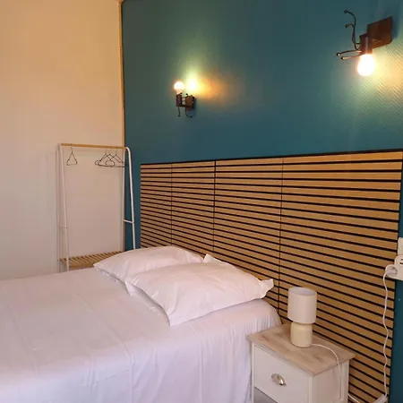 Oda ve Kahvaltı L'entracte