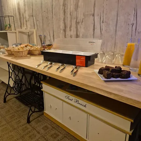 L'entracte Frühstückspension 3*